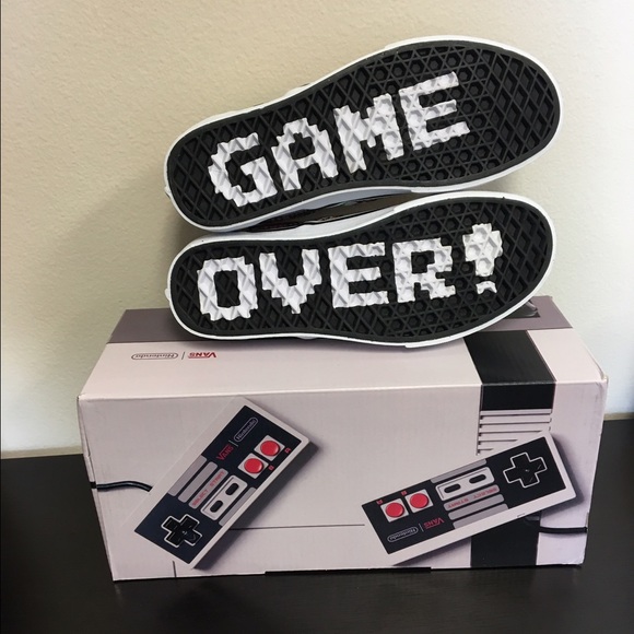 Vans Nintendo Super Mario Bros NEW - Picture 3 of 3