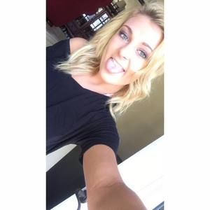 Meet your Posher, Abby