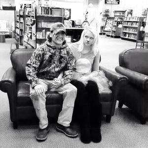 Meet your Posher, Enrique