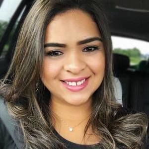 Meet your Posher, Juliana