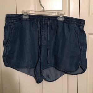 Drawstring shorts
