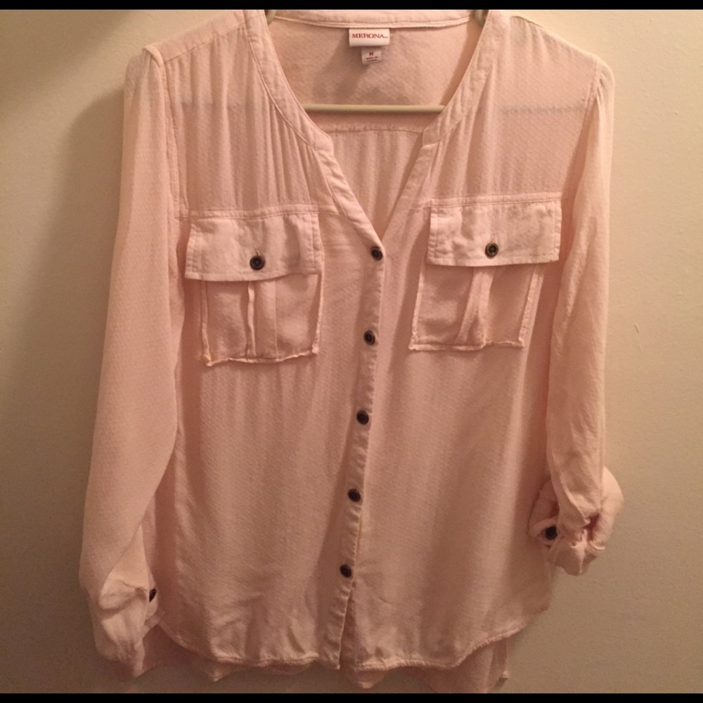 🌺😍Beautiful Blush Blouse😍🌺