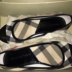 Burberry Flats