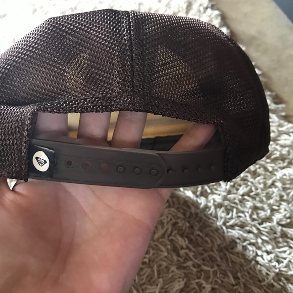 Women's Roxy Surf snap back - Picture 3 of 4