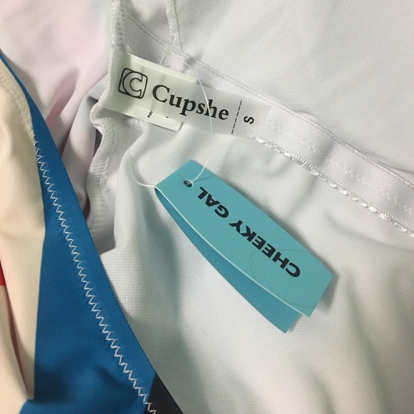 ❗️1 LEFT❗️Boutique • Striped one piece swim suit - Picture 7 of 7