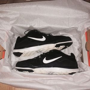 Nike training Flex TR 5 size 8 wide (woman's)
