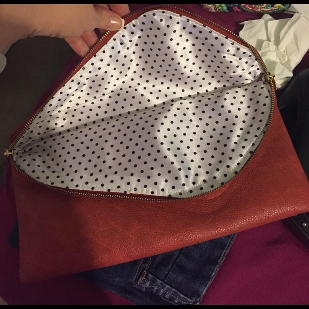 Urban Expressions Clutch