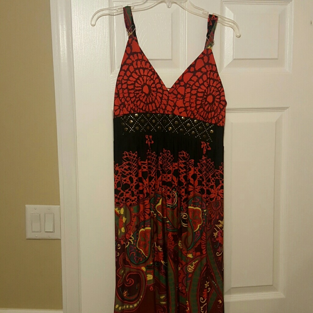 DRESS
