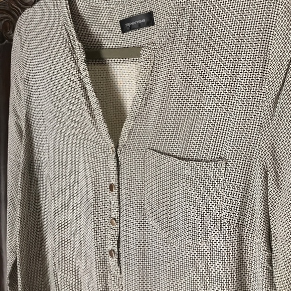 Black and cream blouse - Picture 2 of 2