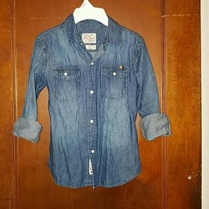 Lucky Brand Shirts & Tops - Lucky Brand denim button down shirt Lucky Brand Shirts & Tops - Lucky Brand denim button down shirt