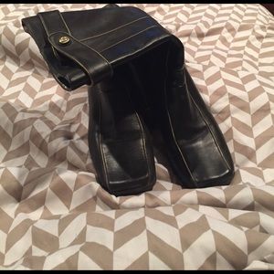 excellent condition boots