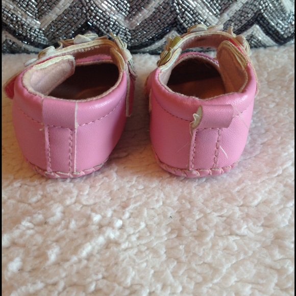 Flower Power Moccasins - Picture 3 of 4