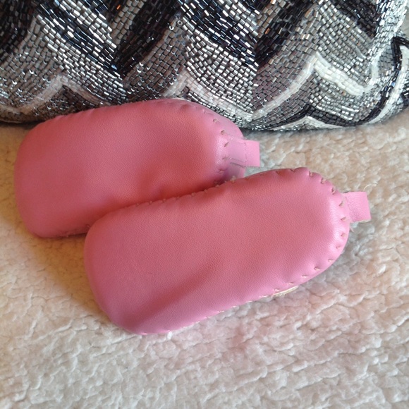 Flower Power Moccasins - Picture 4 of 4