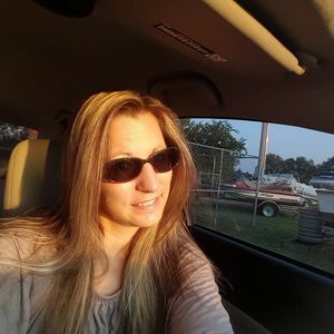 Meet your Posher, Robin