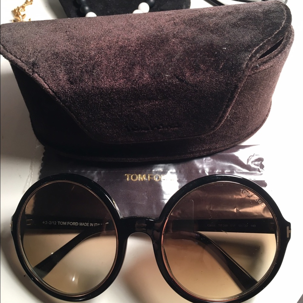 TomFord sunglass