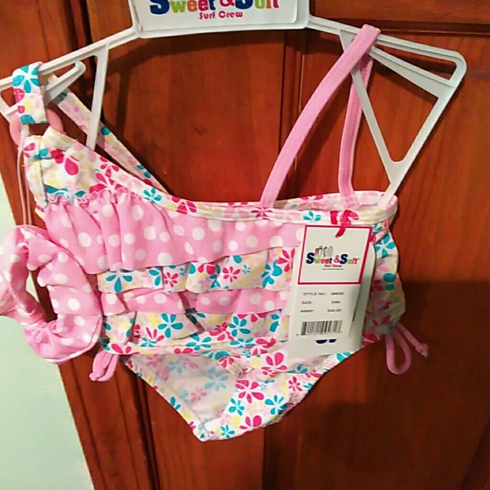 Infant swimwear