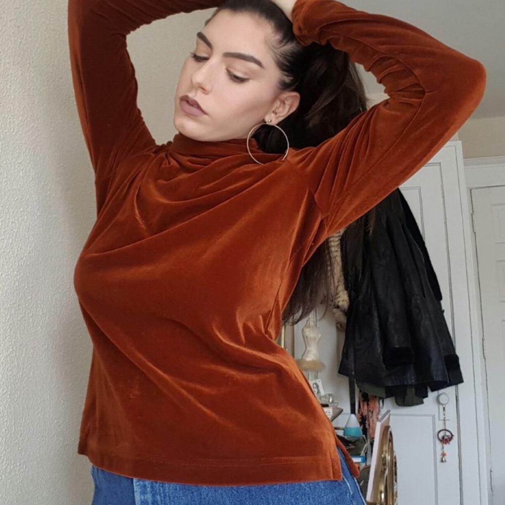 Meet your Posher, Cait