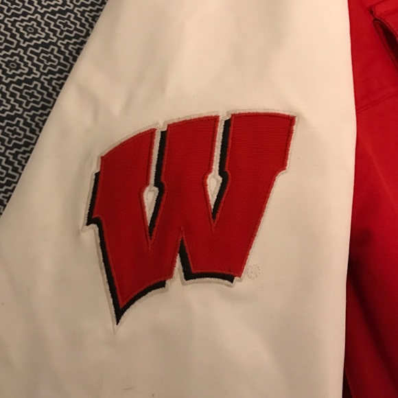 Wisconsin Badgers Snowboard Jacket ( 686 | 47 ) - Picture 2 of 4