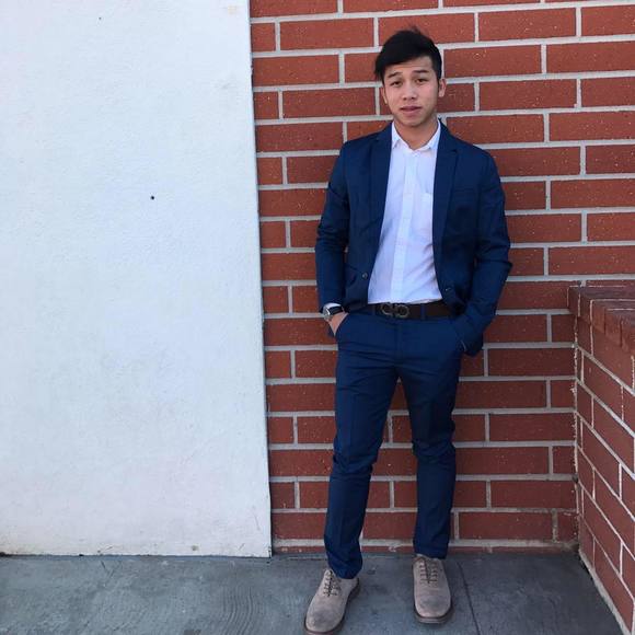 Meet your Posher, Duy - Picture 1 of 1