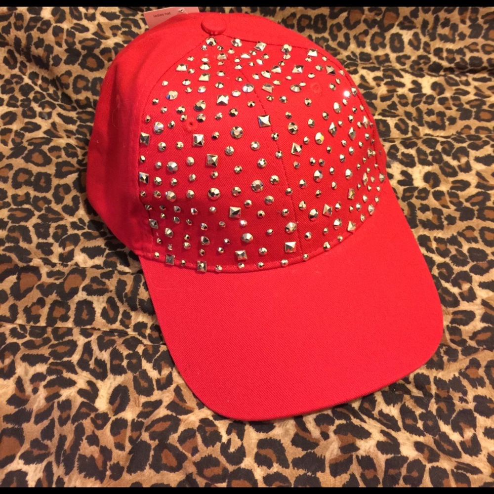 Red baseball hat w/shiny bling! ❤️