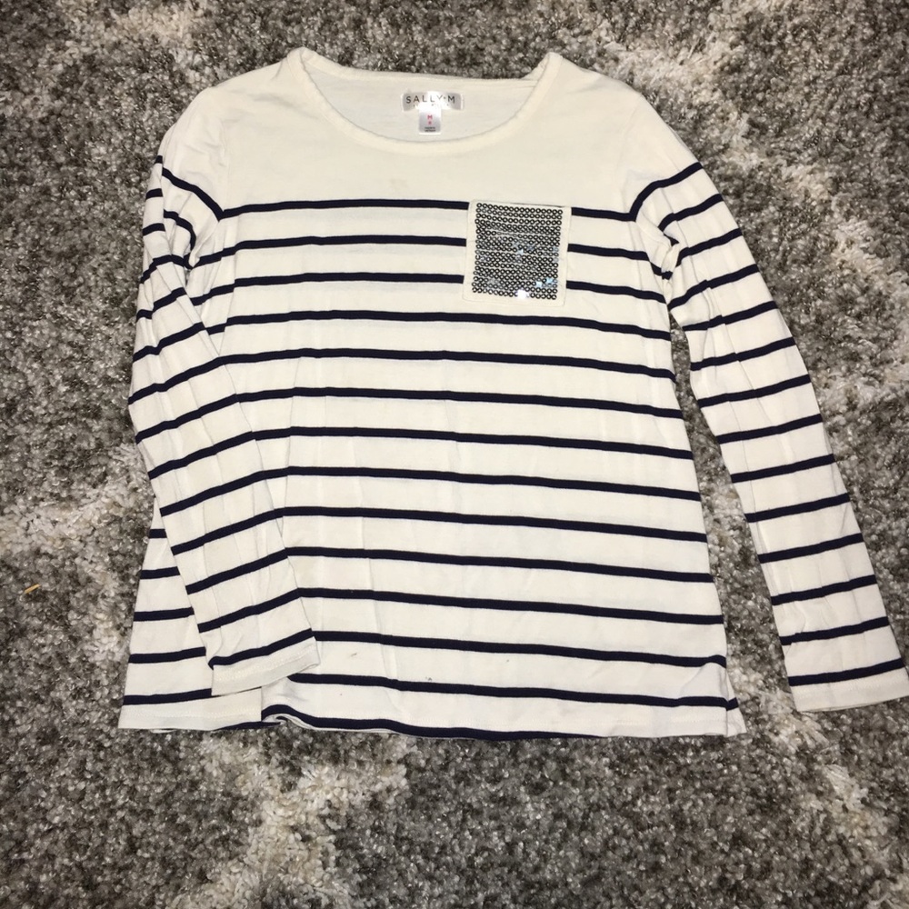 Girls 8 quarter link shirt