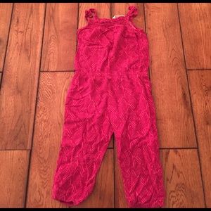 Adorableeee pink romper size 2T.