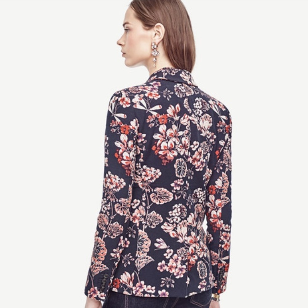 AnnTaylor Winter Geranium jacquard blazer NWT Sz4