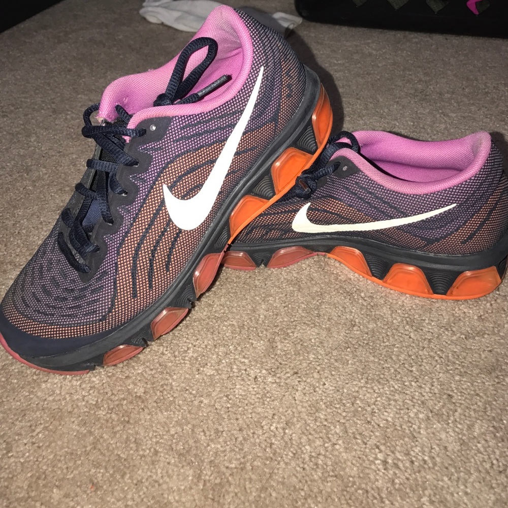 Nike Tailwind 6