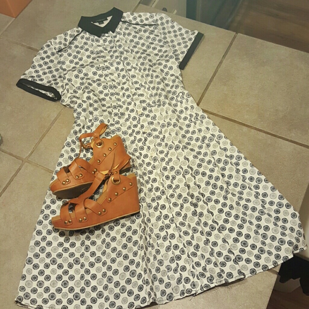 Shirtdress. Never worn. Perfect for the office!