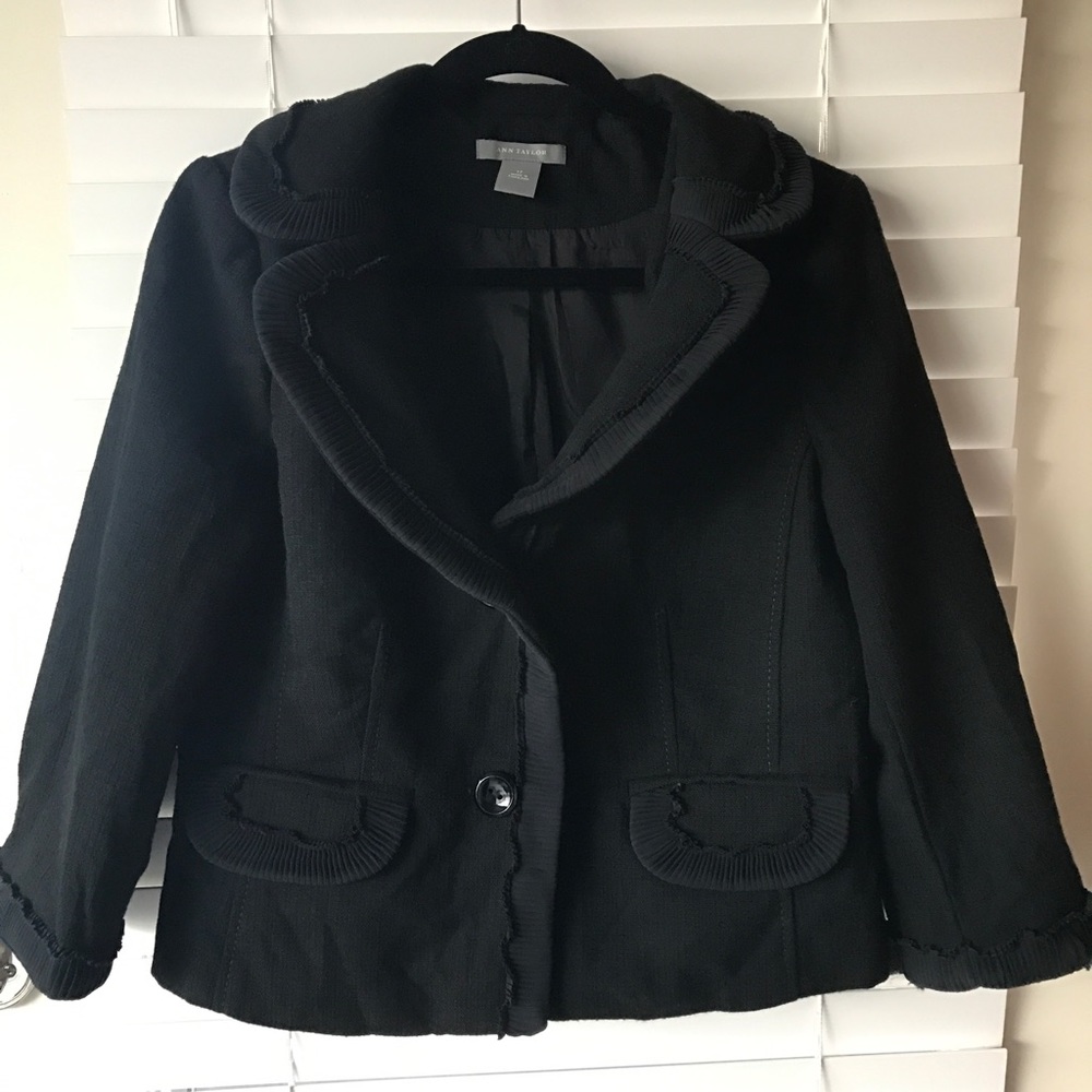 {🙃Ann Taylor} black wool blazer
