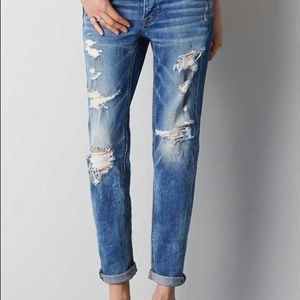 American Eagle ripped boyfriend jeans