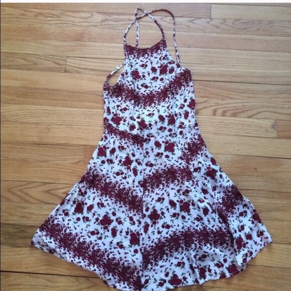 Brandy Melville Dresses & Skirts - NWT Brandy Melville Red Rose Halter Dress