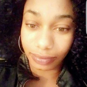 Meet your Posher, Jannel