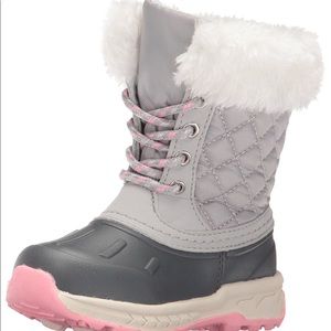 Carter's Little girls winter boots with Faux Fur