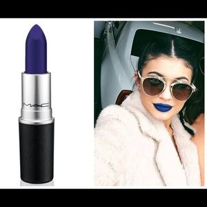 MAC lipstick in Matte Royal