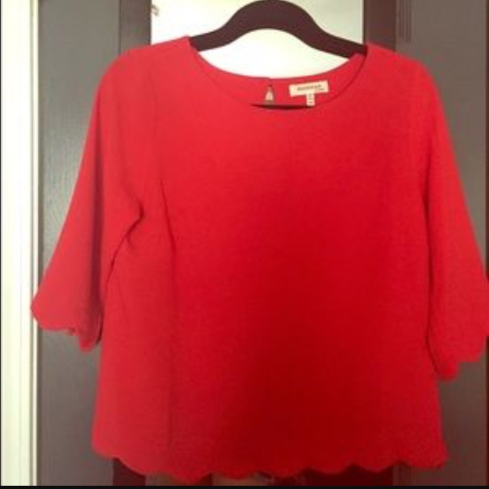 Monteau red crepe top