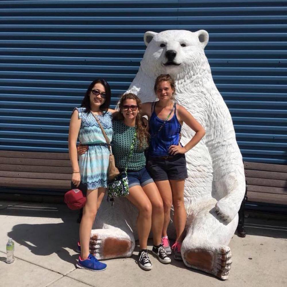 Meet your Posher, Elizabeth