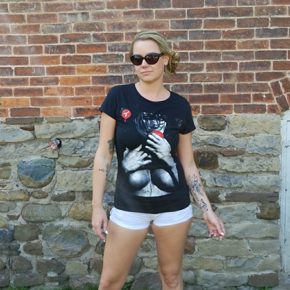 Womens black t shirt