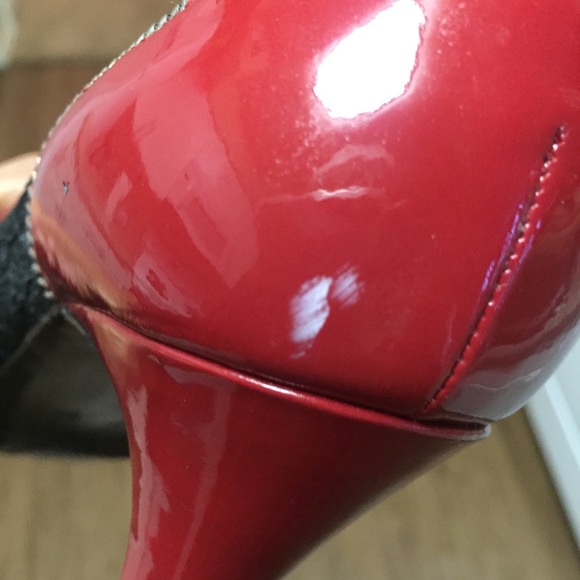 Lace Guess Heels - Picture 5 of 6