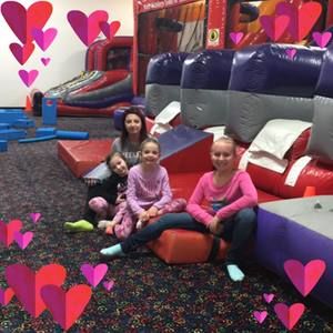 Meet your Posher, Alison