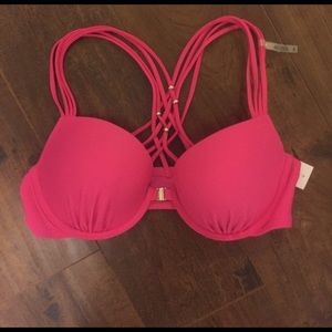 Aeri bikini Top NWT