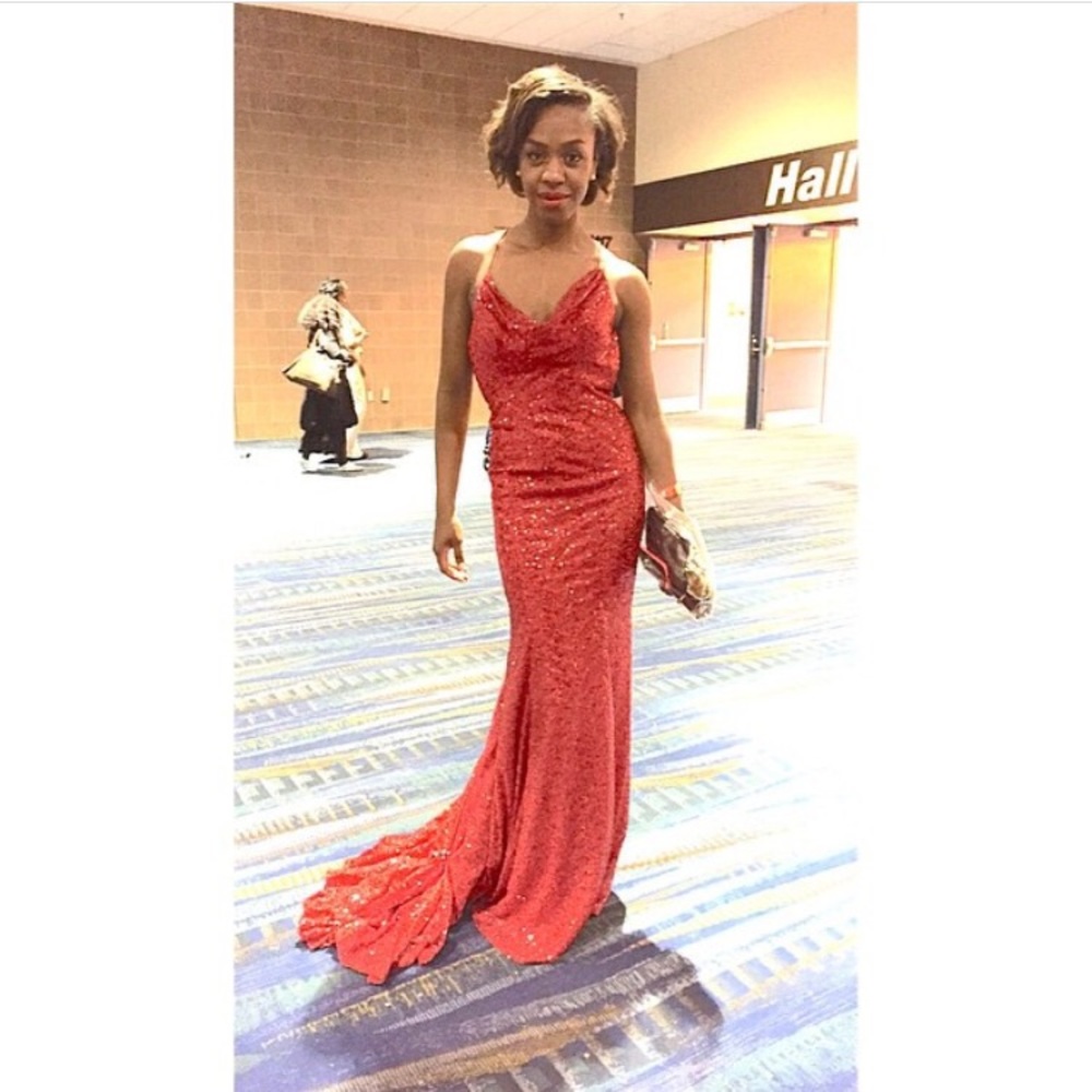 Red old Hollywood sequin gown