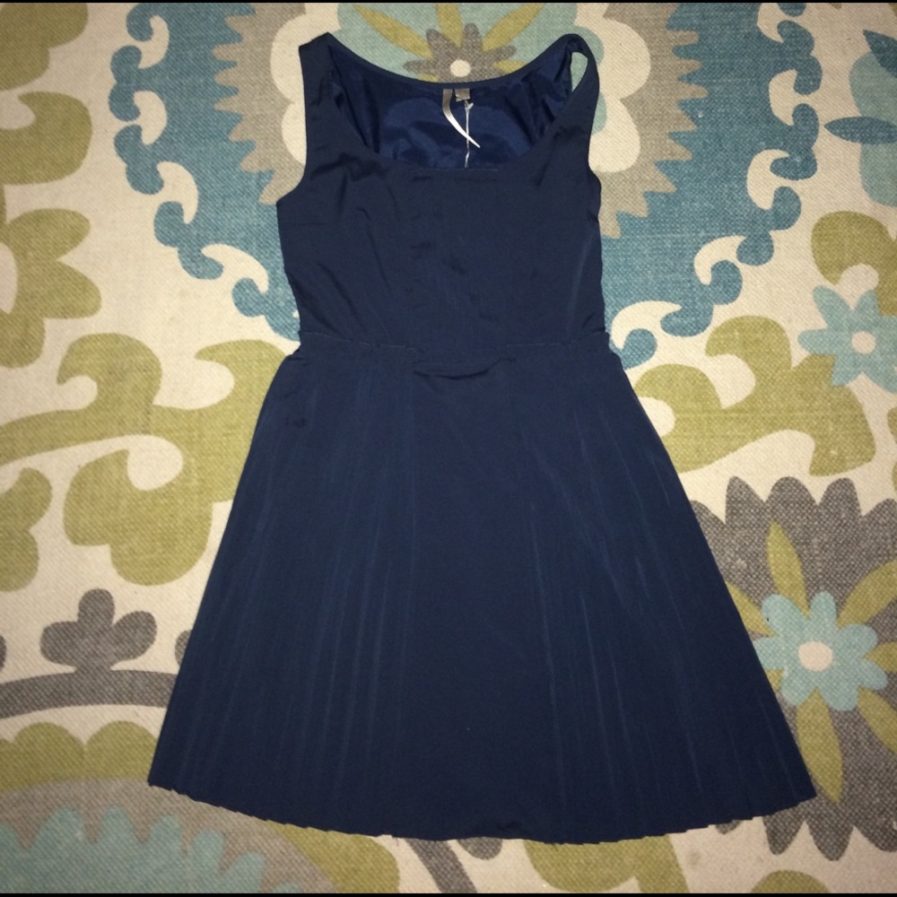 Gorgeous Lauren Conrad dress!