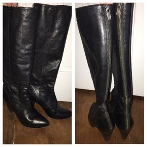 Frye Regina Boots 🖤