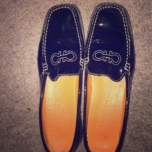 Salvatore Ferragamo black leather shoes
