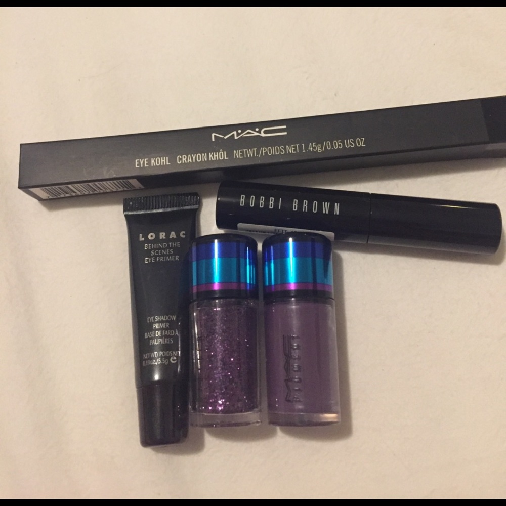 Makeup bundle