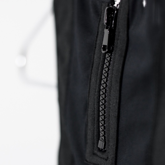 SoldOut11thStreet - Picture 7 of 8