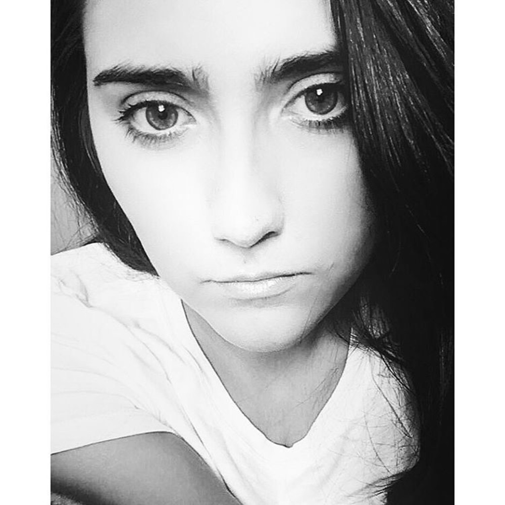 Meet your Posher, Jena