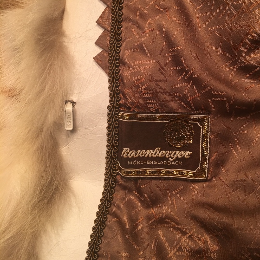 Beautiful Fox Coat with Hood - Picture 3 of 8