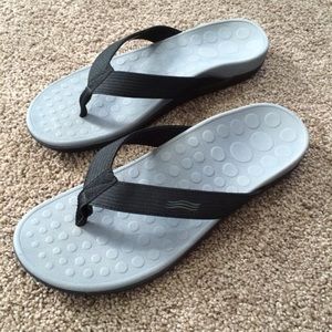 Men's Vionic Sandals-BRAND NEW!!!